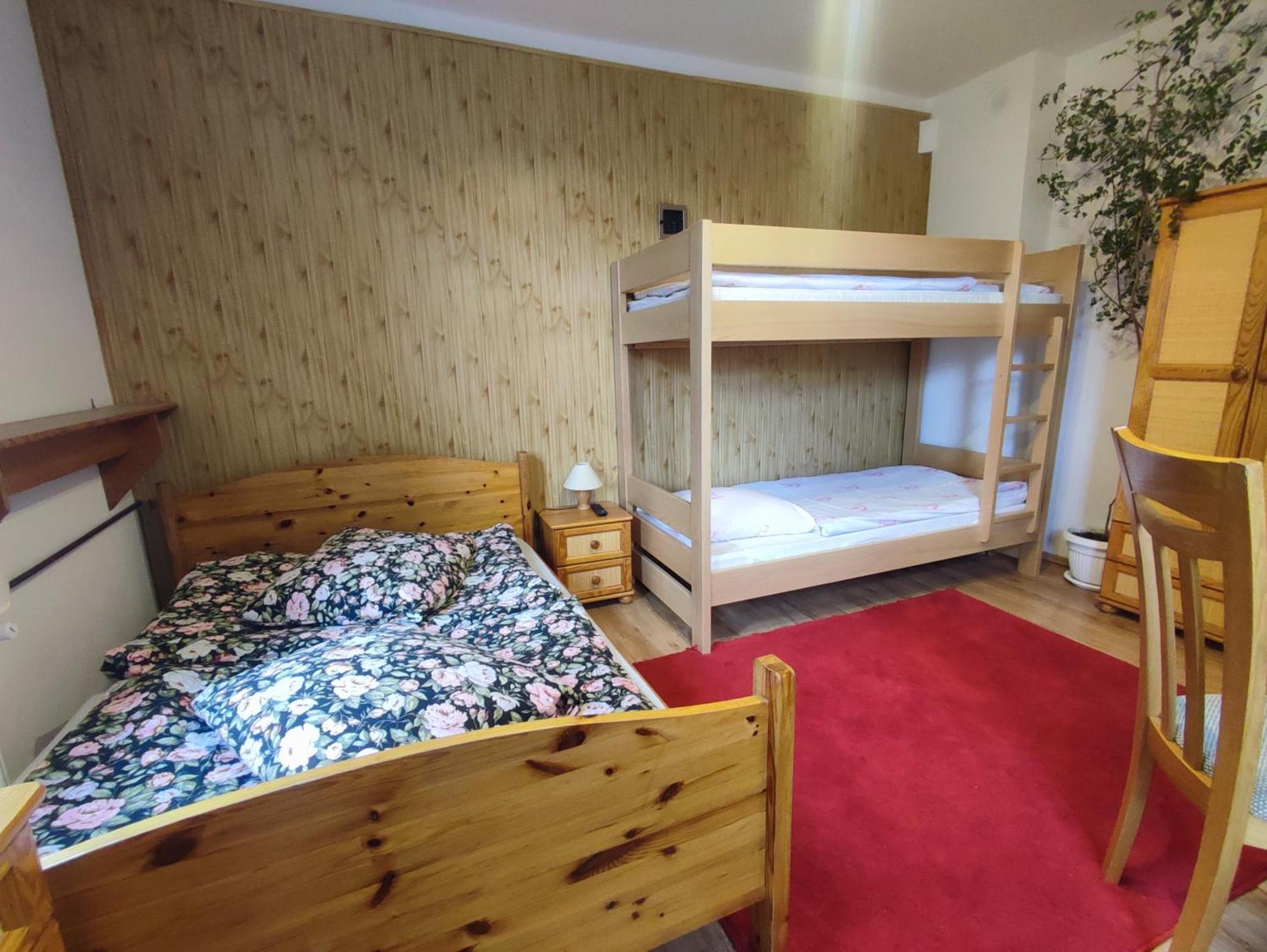 Wiking Homestay *